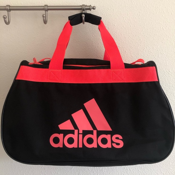 Adidas Graphic Duffle Bag - Picture 4 of 10
